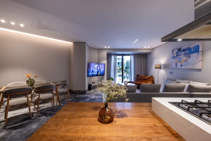 Monochrome - Two Bed - Pool / Garden Access - GF, photo 8