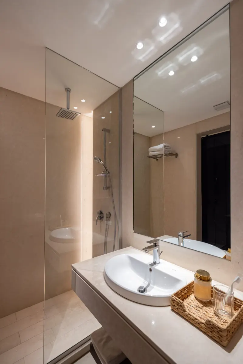 Neutral Studio - Pool / Garden Access - GF, photo 6