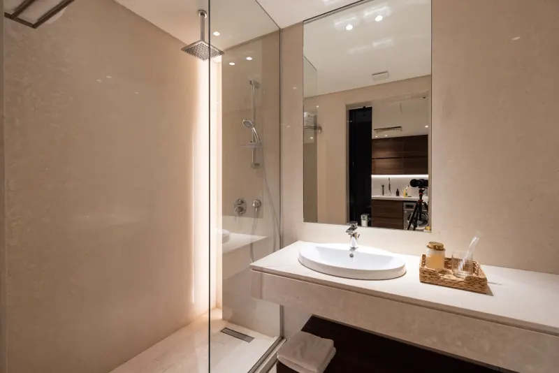 Studio with Pool Access and Serene Garden View - GF, photo 4