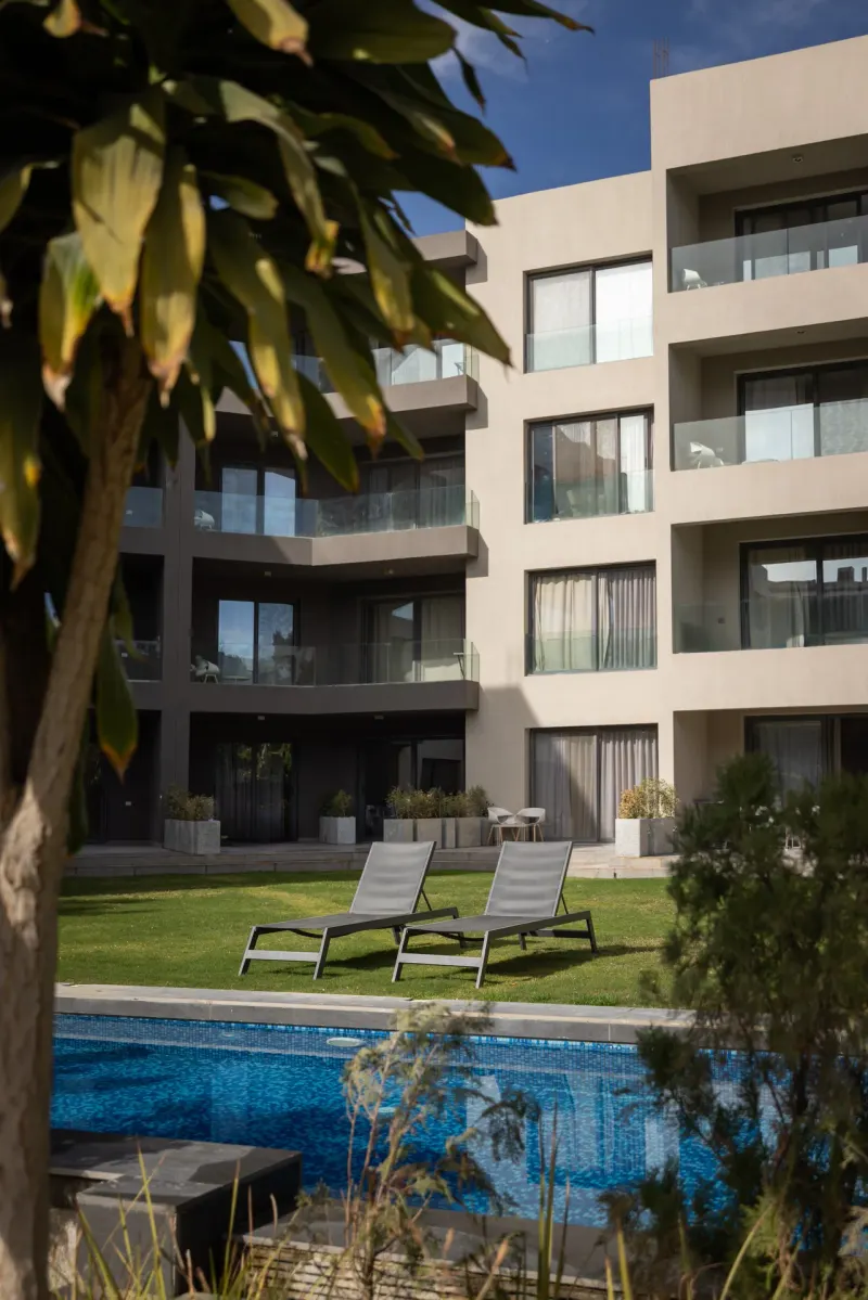 Studio with Pool Access & Serene Garden View - GF, photo 8