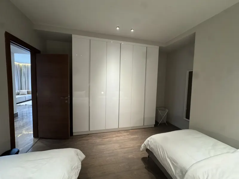Two Bed Apartment @ Silver Palm, photo 7