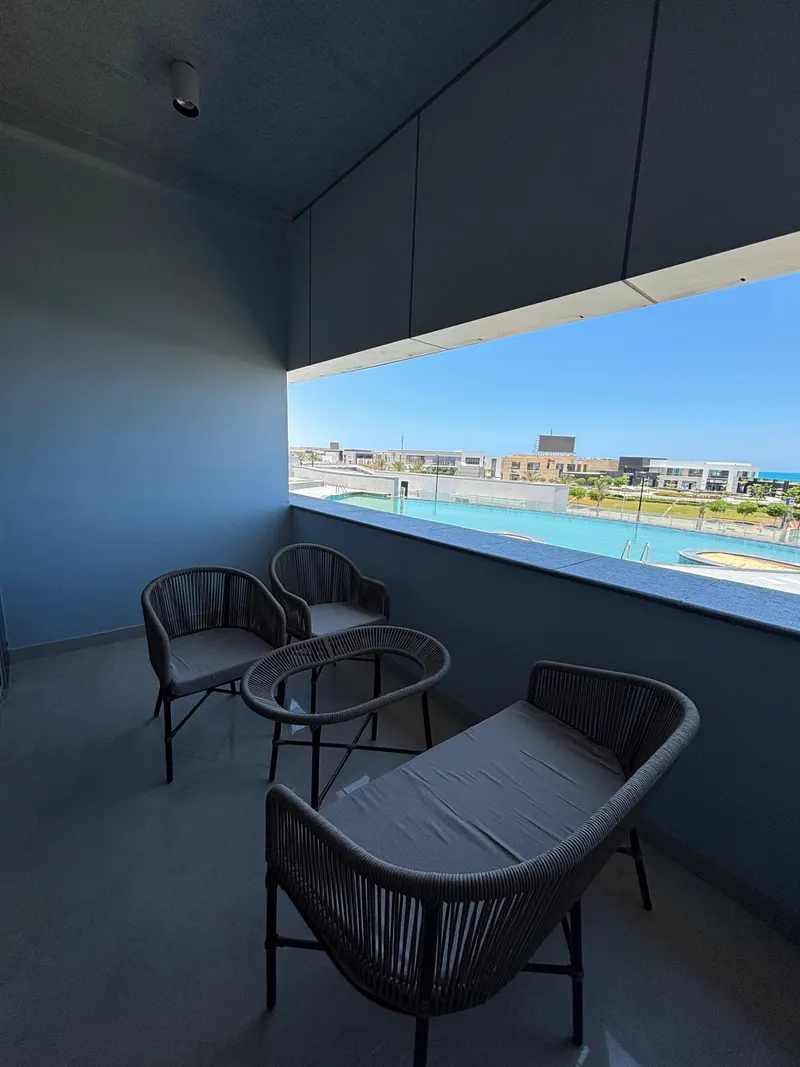 Studio Pool & Sea view | City Edge — photo 5