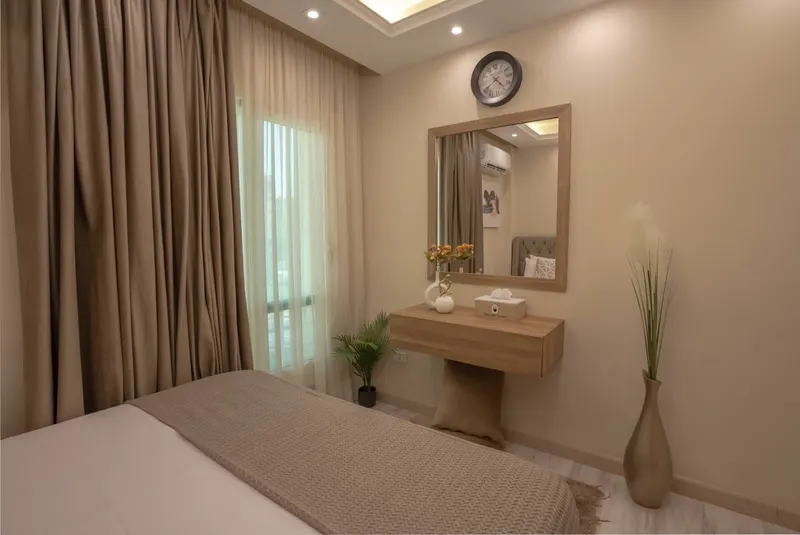 Cobalt & Taupe Apartment — 2-Bedroom, Madinaty, photo 8