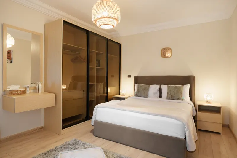 Bamboo Lantern Apartment — 3-Bedroom, Al Rehab, photo 2