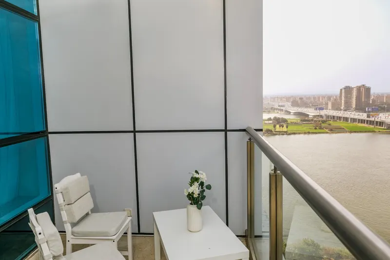 Floor 18 Nile Balcony — Suite, Maadi, photo 8