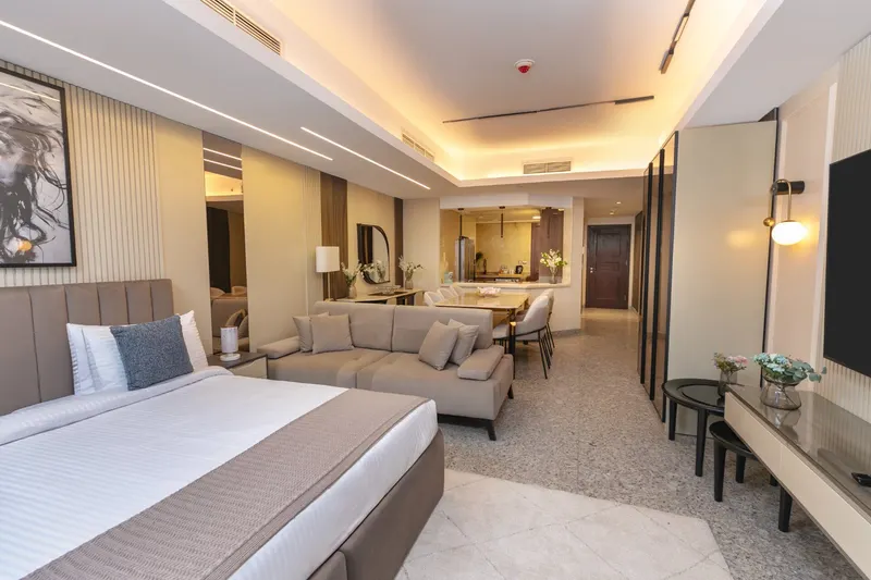 Floor 19 Kitchen & Dining — Suite, Maadi