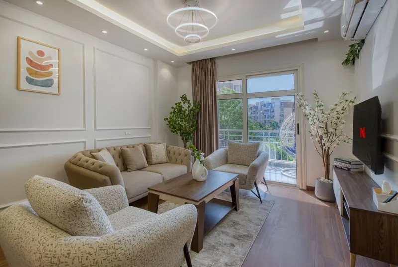 Egg-Chair Balcony Home — 2-Bedroom, Madinaty, photo 7