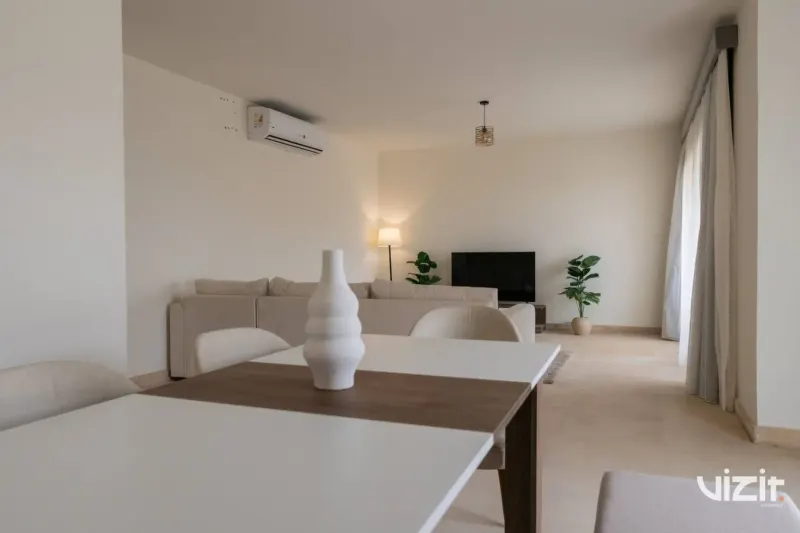 2-Bedroom Apartment · O West, photo 4