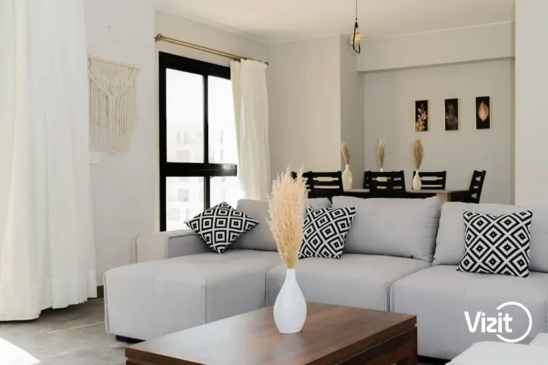 2-Bedroom Apartment · O West