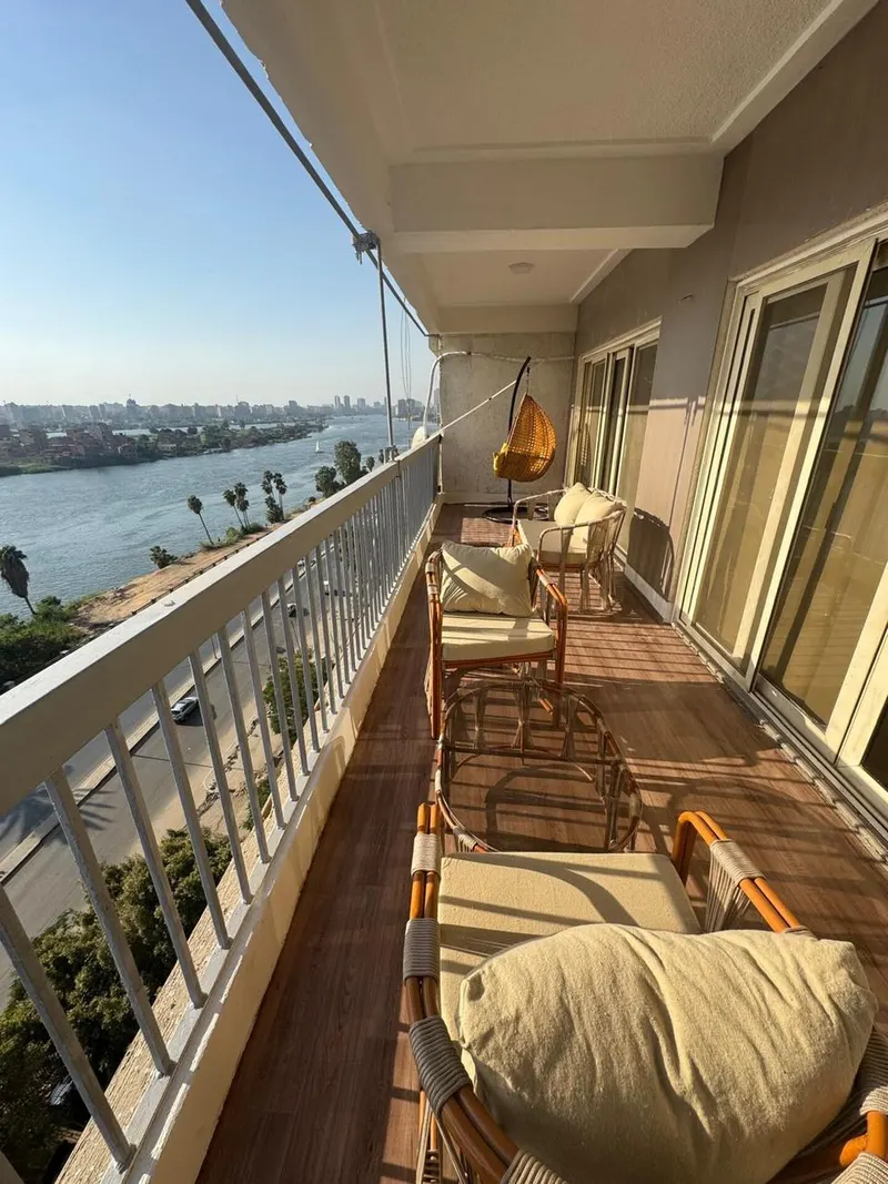Long Nile Balcony Home — 4-Bedroom, Maadi, photo 2