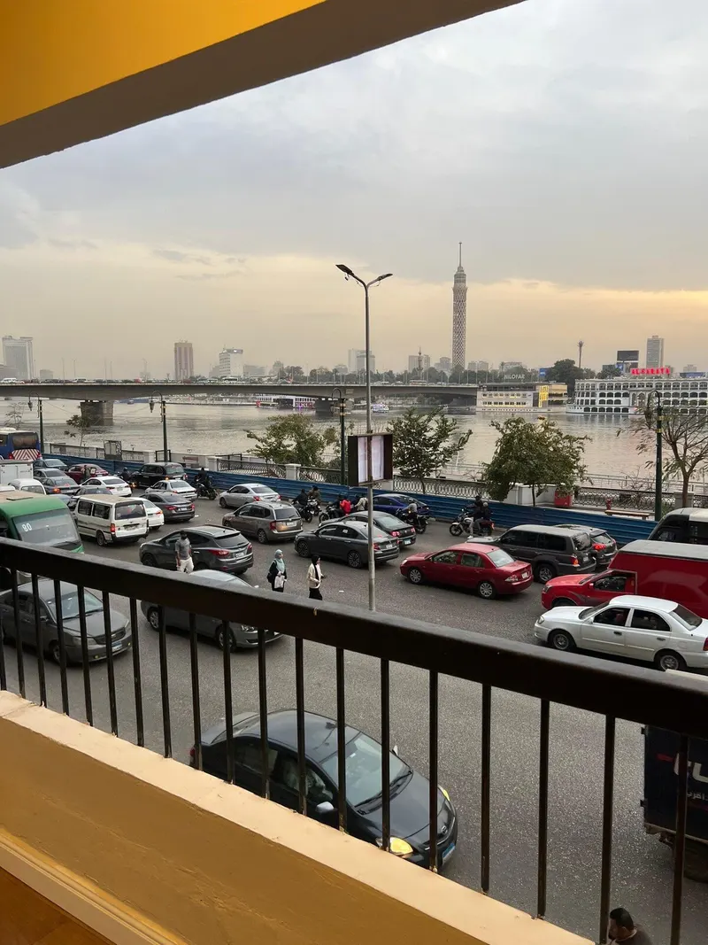 Twin-Bed Nile Balcony Studio (ES9) — Studio, Downtown, photo 6