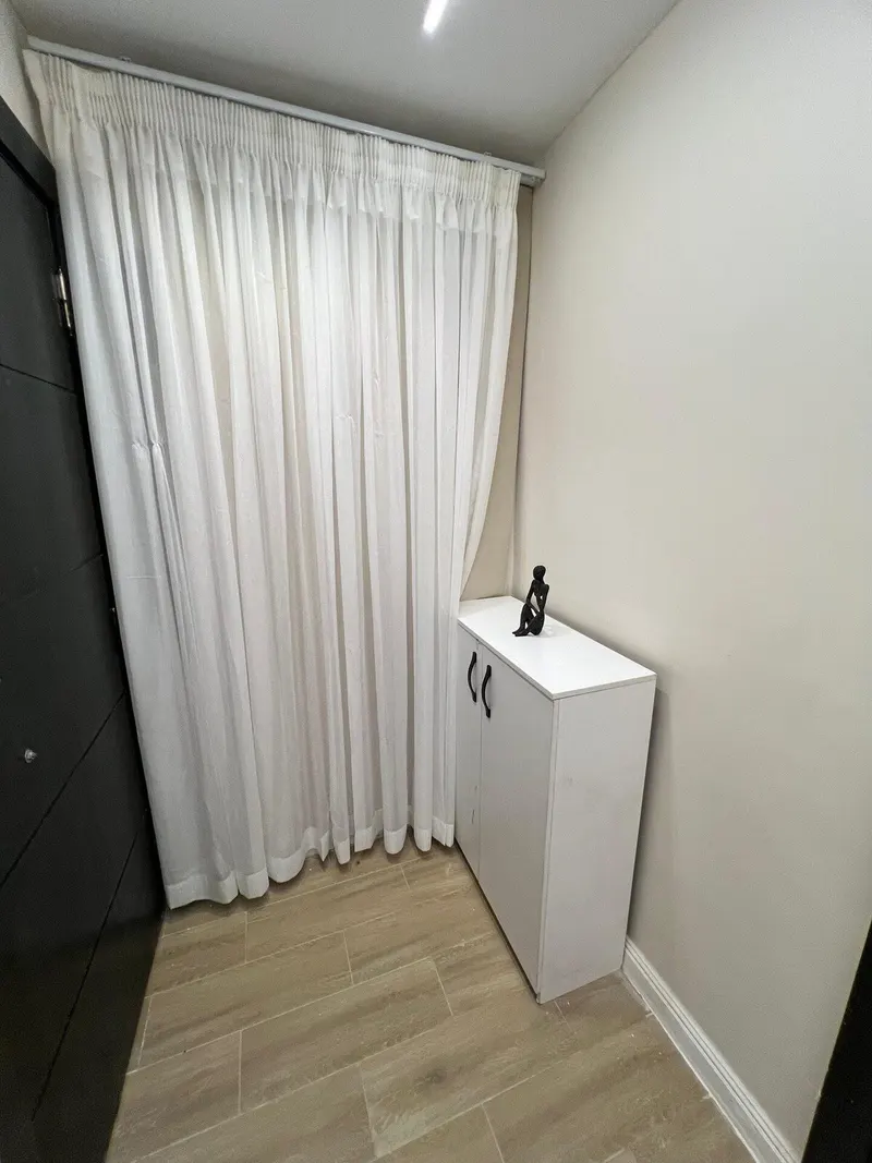 Twin-Bed Nile Balcony Studio (ES9) — Studio, Downtown, photo 7