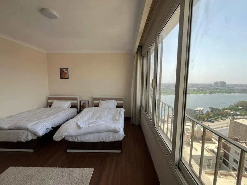 High-Floor Nile Balcony — 3-Bedroom, Maadi, photo 8