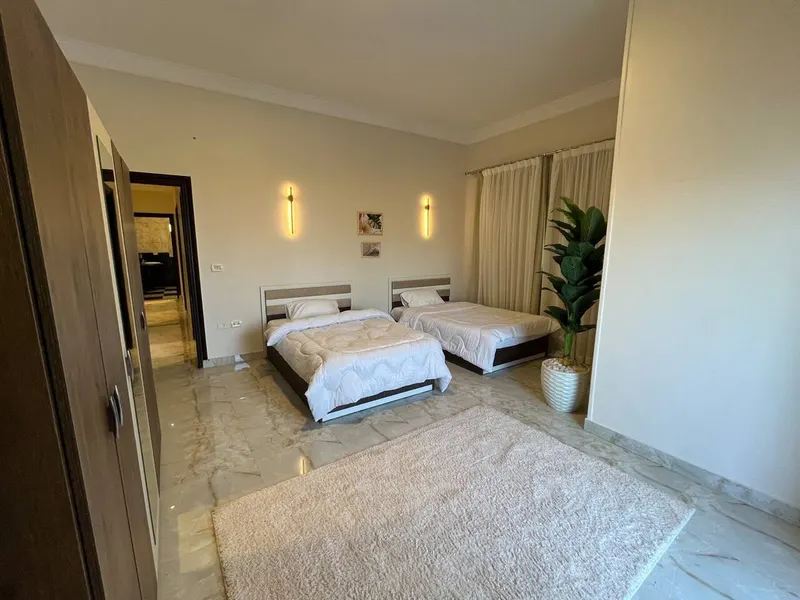 Nile Panorama Balcony — 3-Bedroom, Old Cairo, photo 6