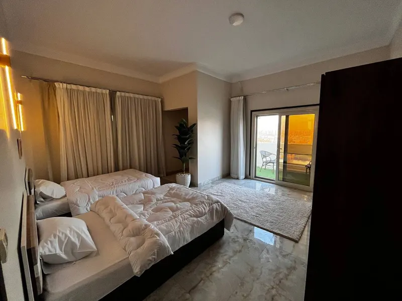 Nile Panorama Balcony — 3-Bedroom, Old Cairo, photo 7