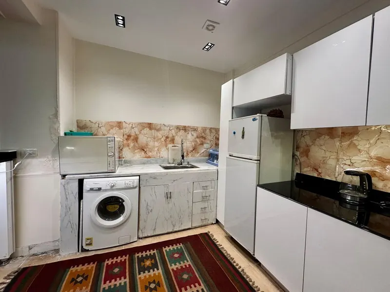 Charcoal Lounge & Dining Flat — 2-Bedroom, Zamalek, photo 5
