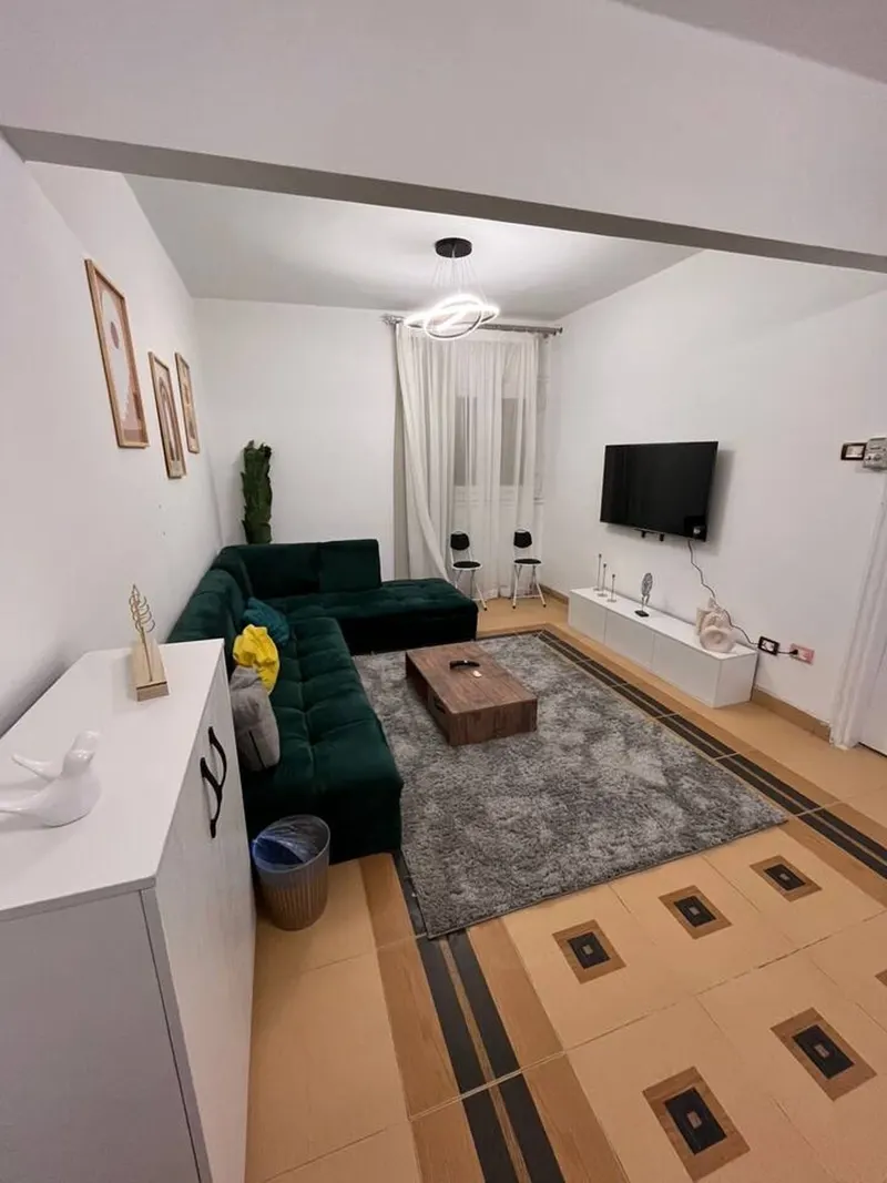 Emerald Velvet Walk-Up — 2-Bedroom, Zamalek, photo 7