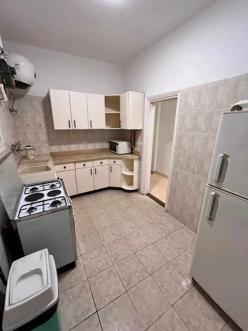 Soft Grey Parquet Home — 3-Bedroom, Zamalek, photo 8