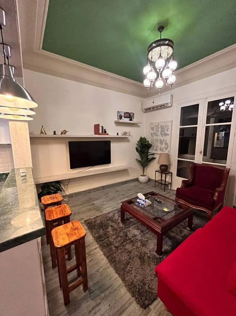Green Ceilings & Lantern Light — 1-Bedroom, Zamalek, photo 5