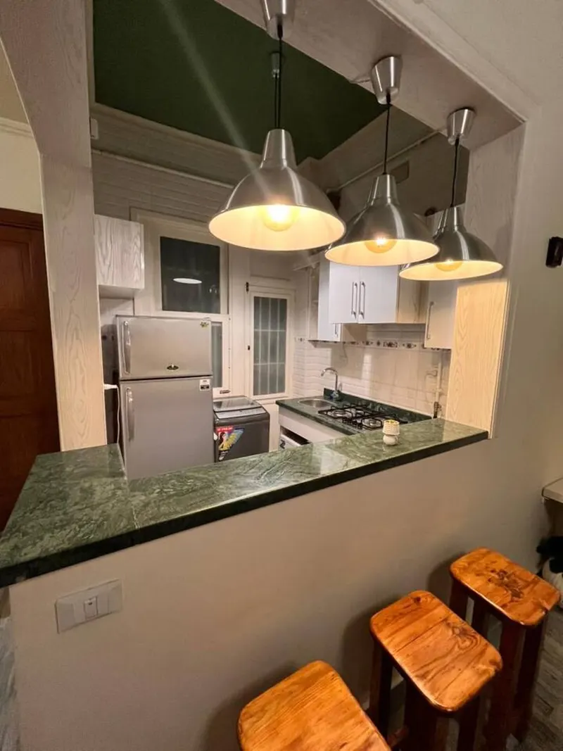 Green Ceilings & Lantern Light — 1-Bedroom, Zamalek, photo 8
