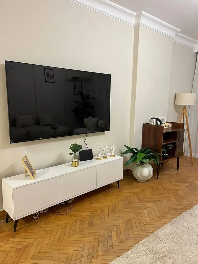 Classic Parquet Home with Corner Bath — 3-Bedroom, Zamalek, photo 4