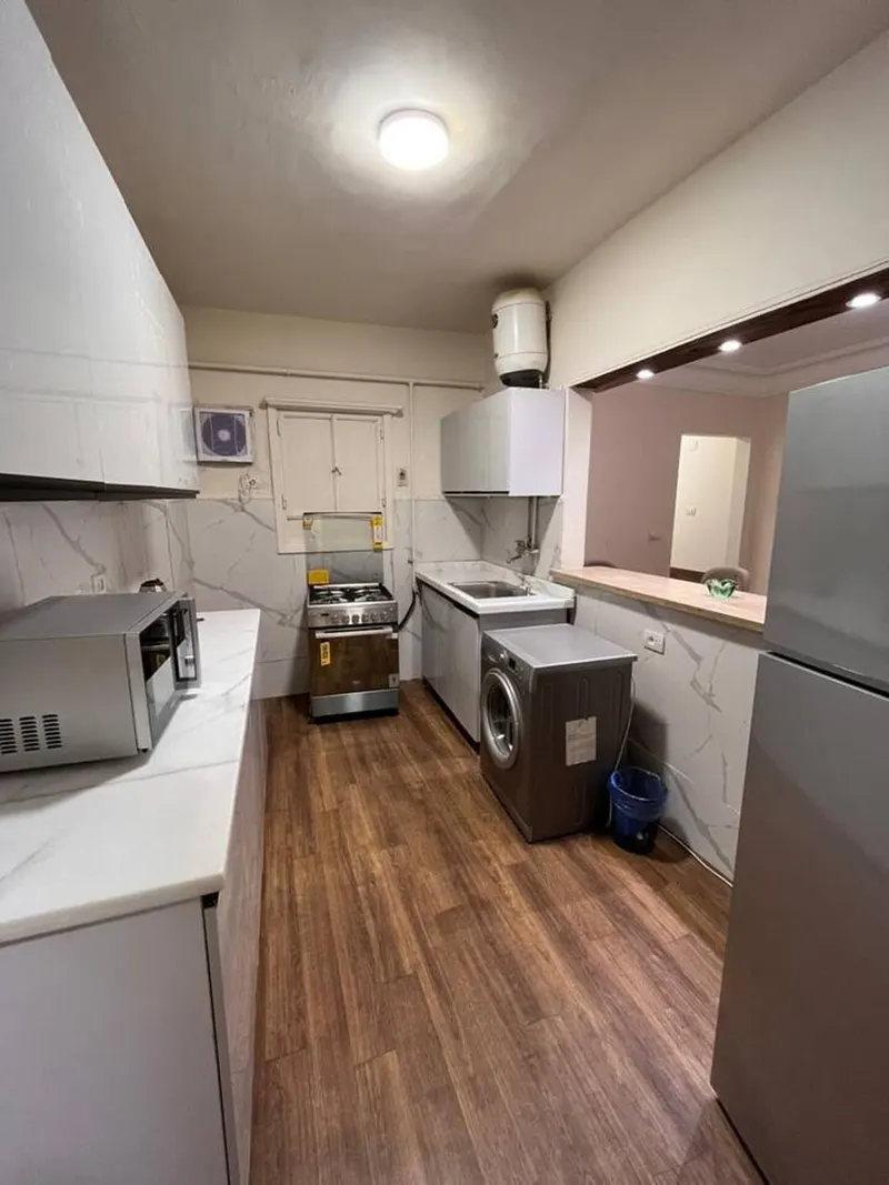 Cream Lounge & Teak Balcony Flat — 2-Bedroom, Zamalek, photo 2
