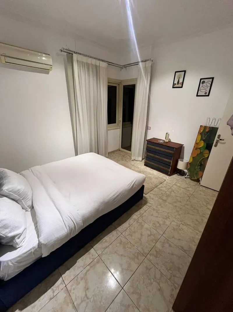Warm-Lit Family Flat — 2-Bedroom, Zamalek, photo 2