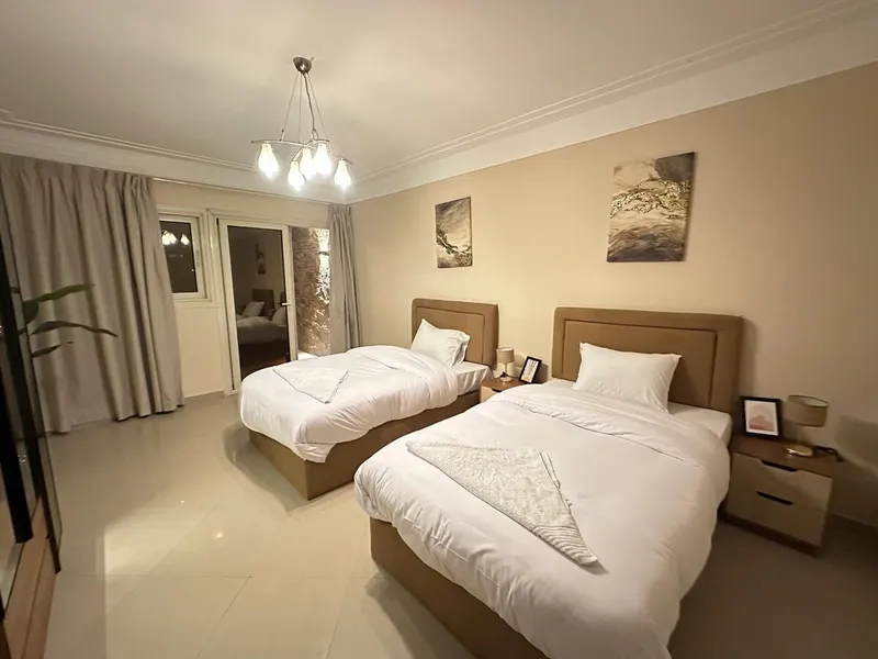 Nile Lights Balcony Home — 3-Bedroom, Zamalek, photo 4