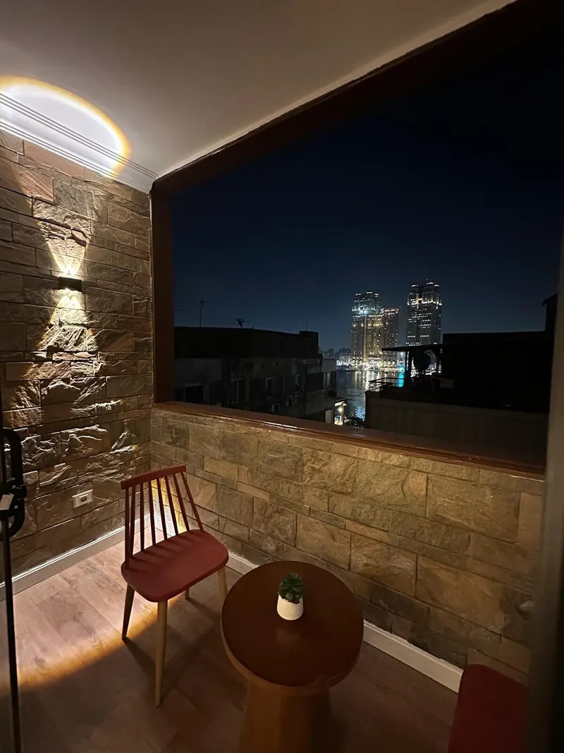 Nile Lights Balcony Home — 3-Bedroom, Zamalek, photo 6