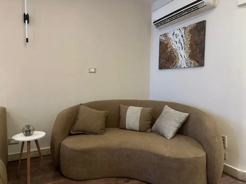 High-Floor Nile Panorama Home — 4-Bedroom, Zamalek, photo 7