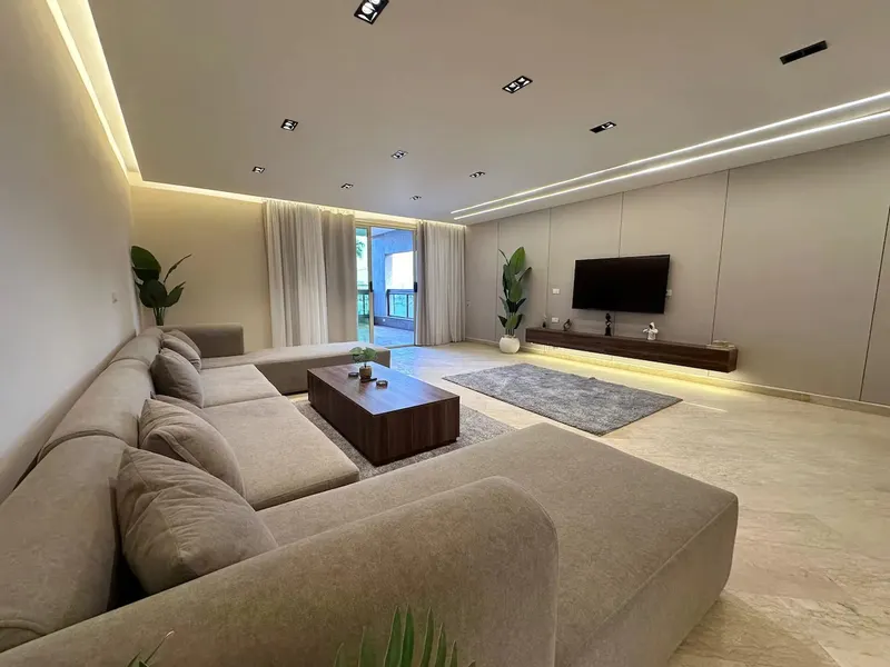 Modern Palm & Nile Terrace Home — 5-Bedroom, Zamalek