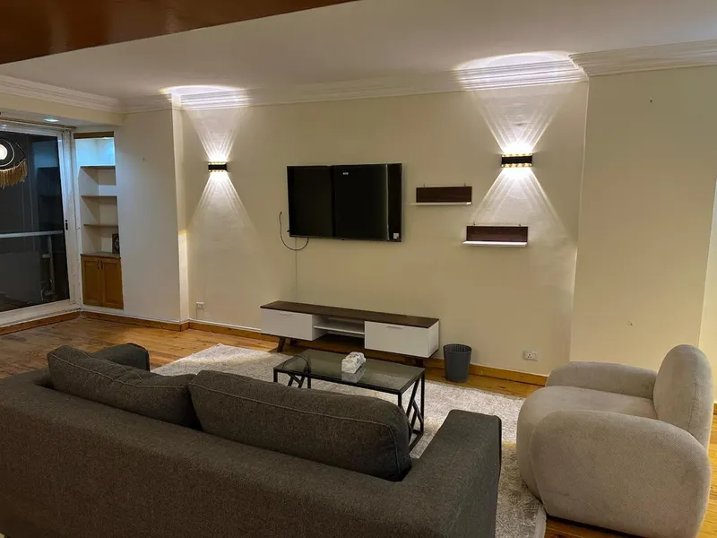 The Glass-Floor Nile Suite — 1-Bedroom, Zamalek, photo 2
