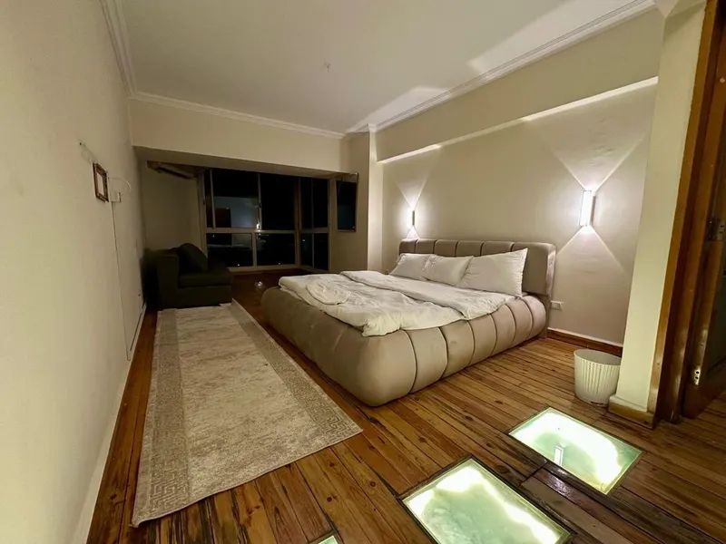 The Glass-Floor Nile Suite — 1-Bedroom, Zamalek, photo 3