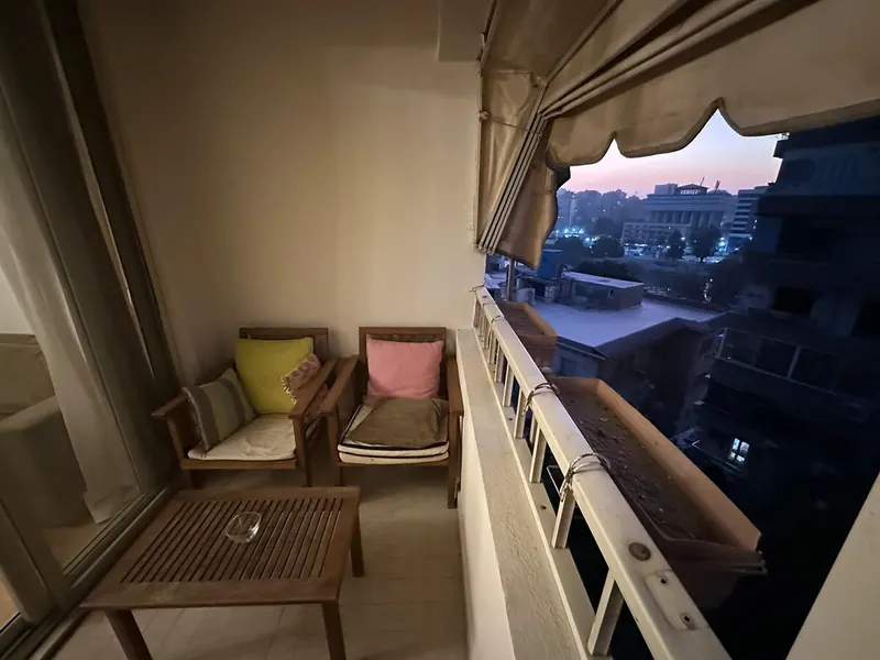 Retro Suzani Flat with Balcony — 3-Bedroom, Zamalek, photo 3