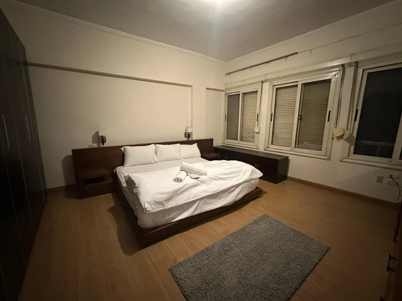 Retro Suzani Flat with Balcony — 3-Bedroom, Zamalek, photo 5