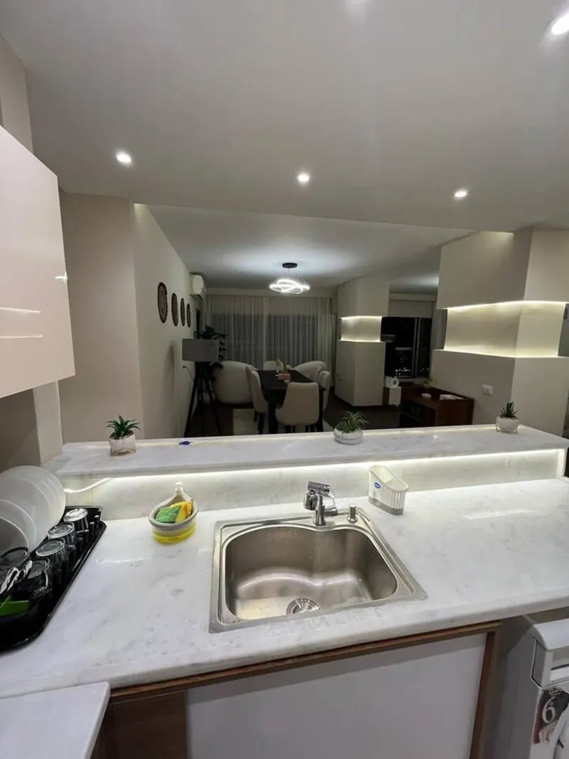 Nile View Home with Soaking Tub — 3-Bedroom, Zamalek, photo 4