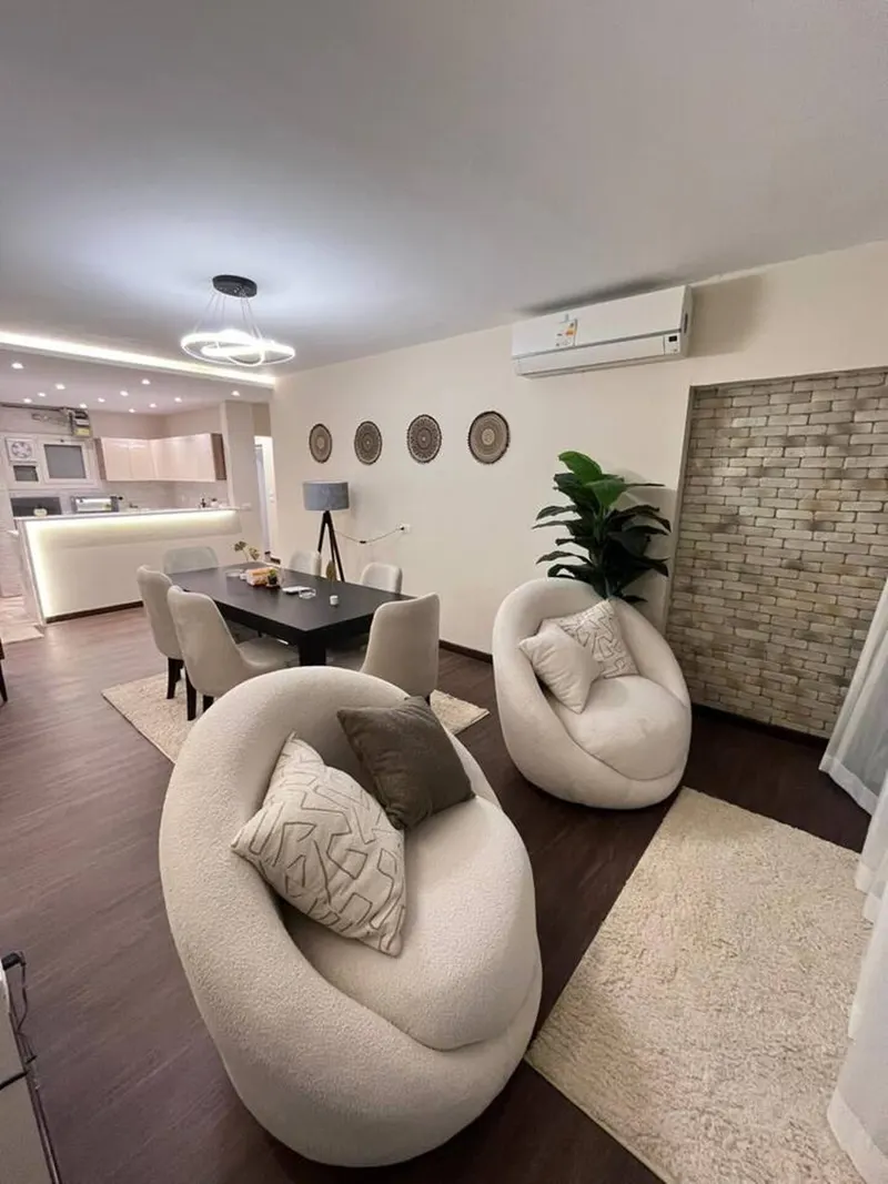 Nile View Home with Soaking Tub — 3-Bedroom, Zamalek, photo 5