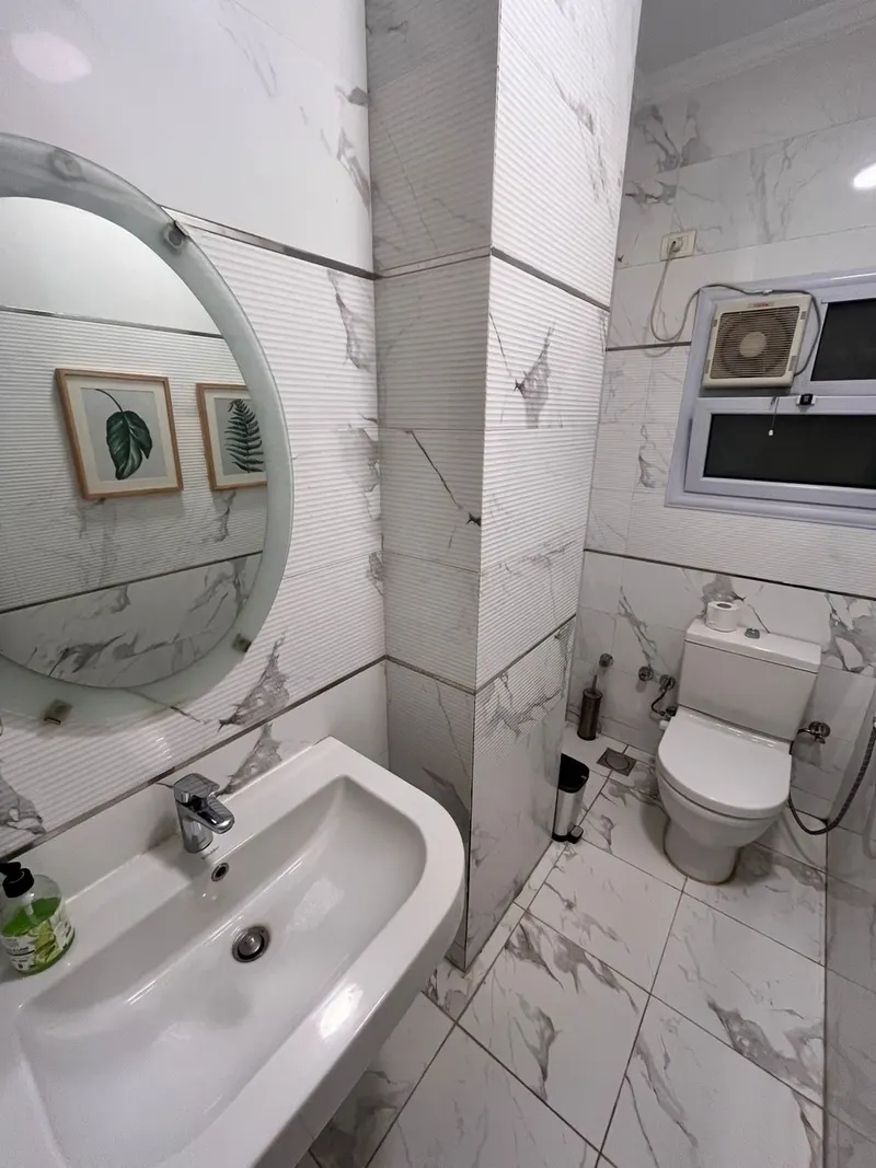 Oak Kitchen & Parquet Flat — 3-Bedroom, Zamalek, photo 8