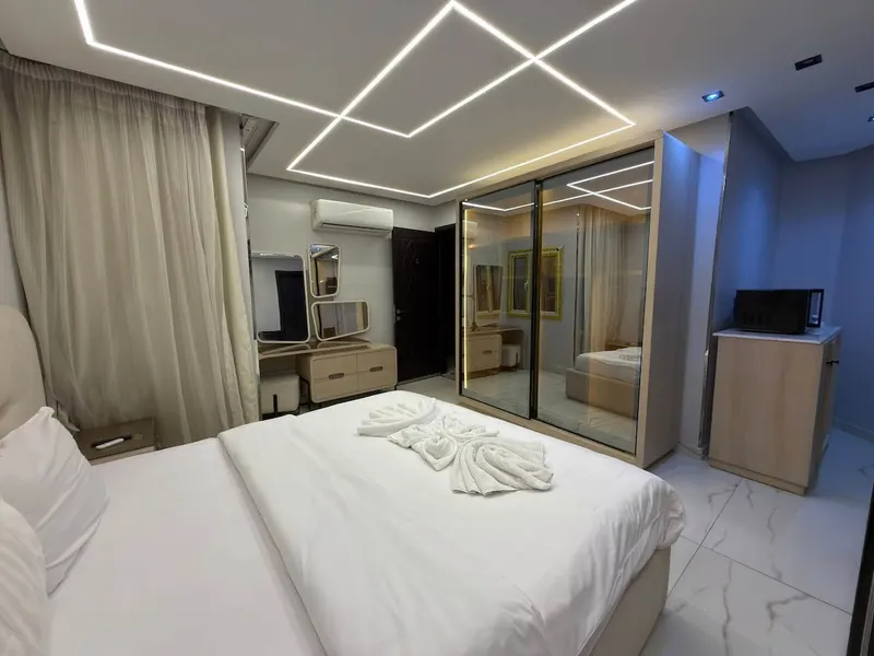 Feather-Art Double Suite — 1-Bedroom, Agouza, photo 3