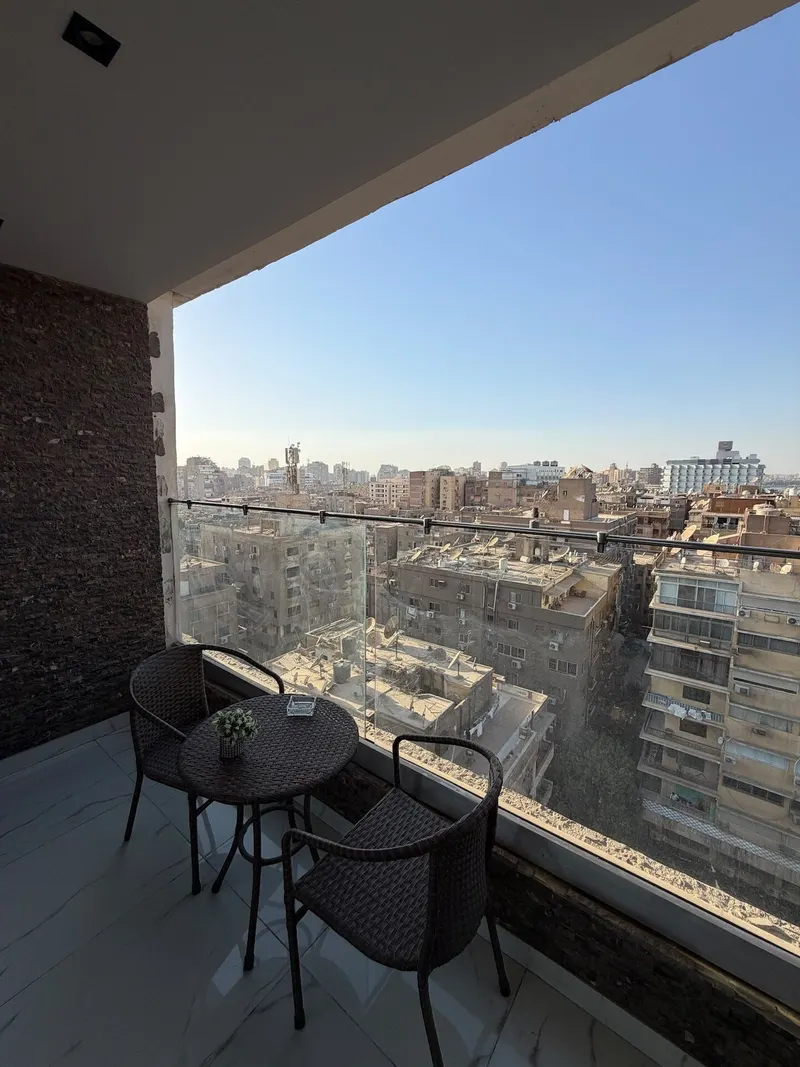 Glass-Walled Nile Balcony Suite — 1-Bedroom, Agouza (SA3), photo 6