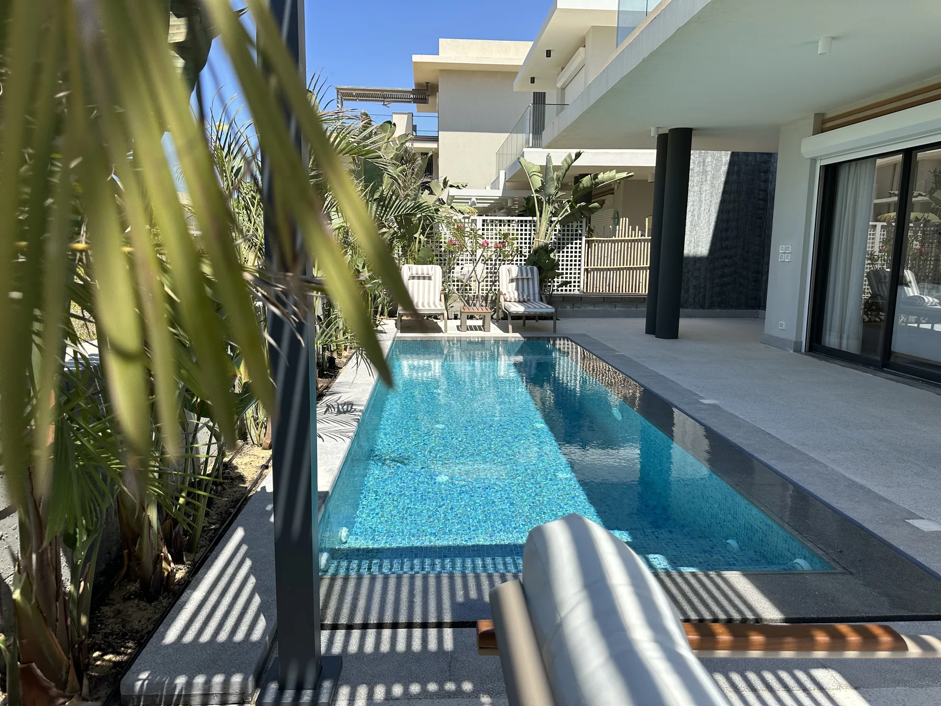 47A Bayhomes 4 Bedroom + Maid's Room+ Driver's Room Chalet — photo 3