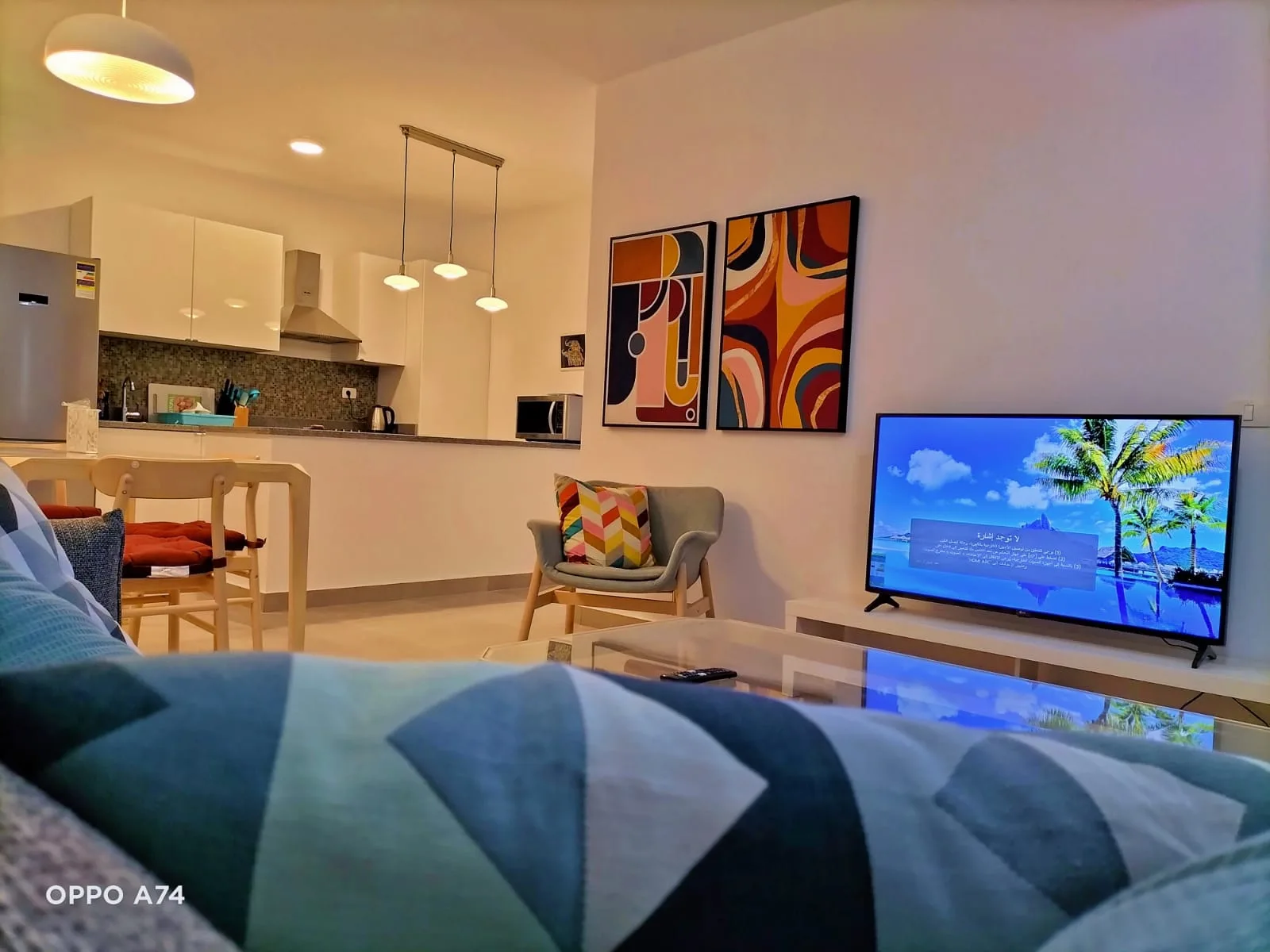 C01-S08 Beachtown 2 Bedroom Apartment — photo 4