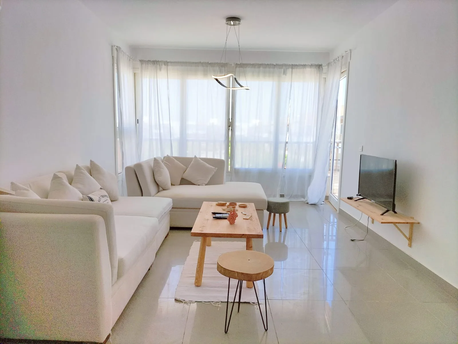 D01-S03 Beachtown 2 Bedroom Apartment