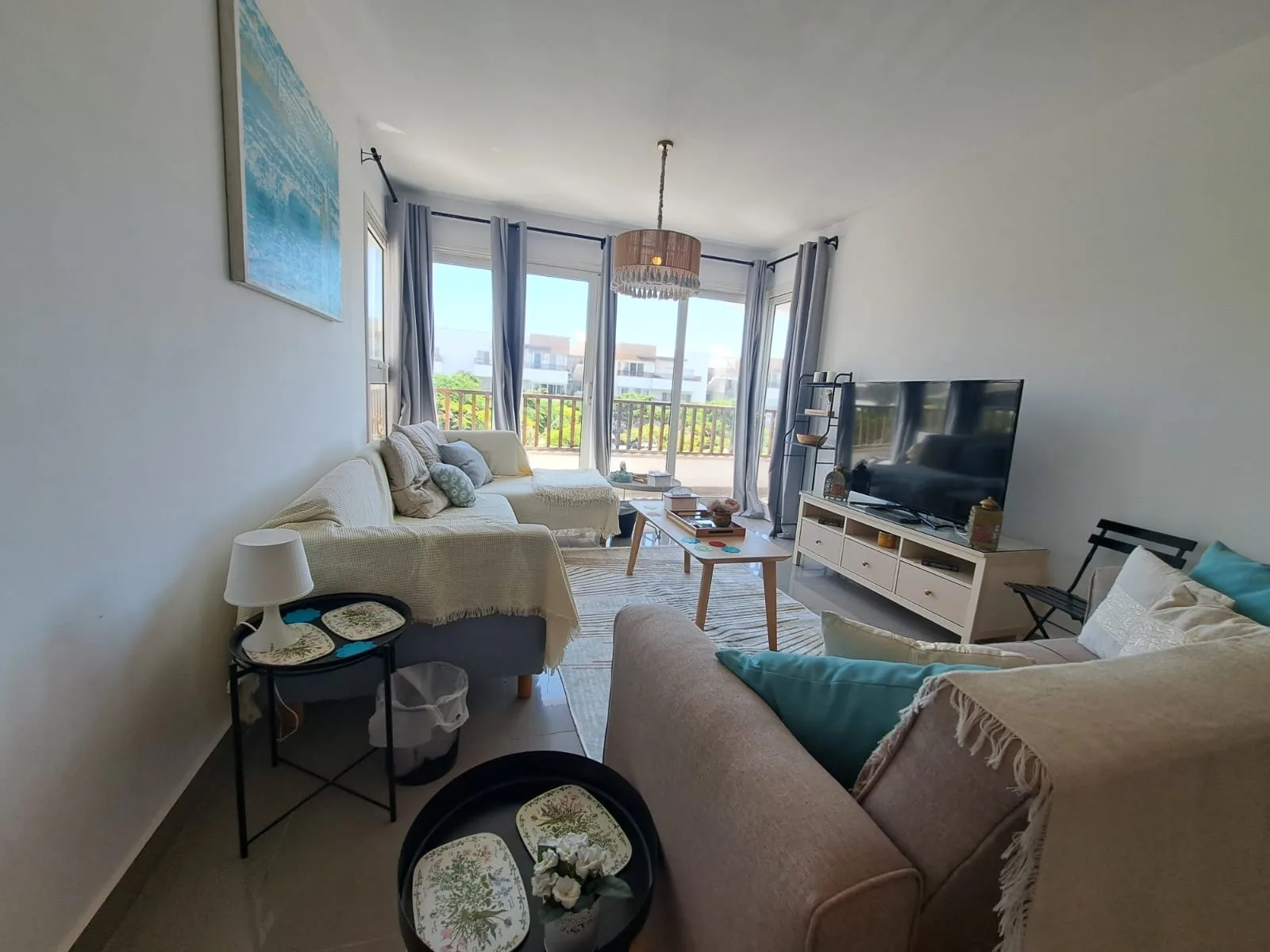 D02-F03 Beachtown 2 Bedroom Apartment — photo 4