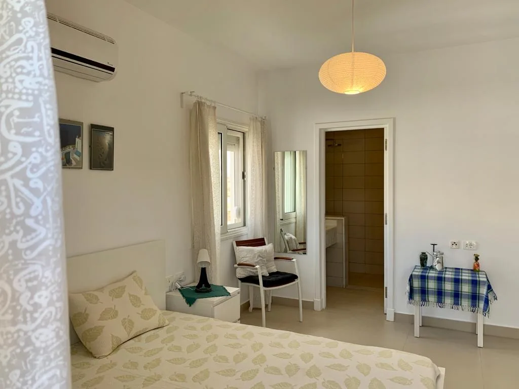 D07-S02 Beachtown 2 Bedroom + Maid's Room Apartment — photo 3
