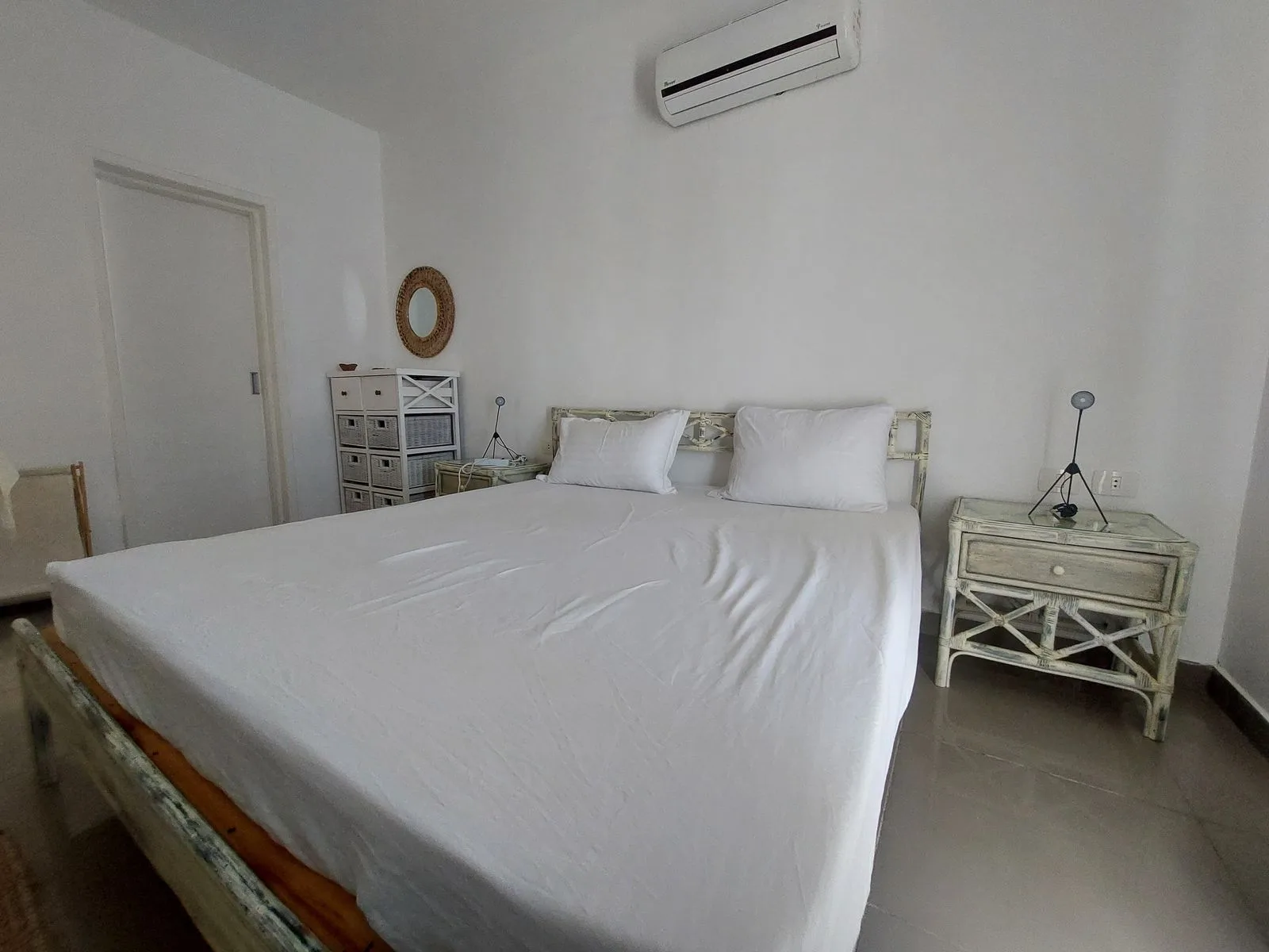 E01-S05 Beachtown 2 Bedroom Apartment — photo 3