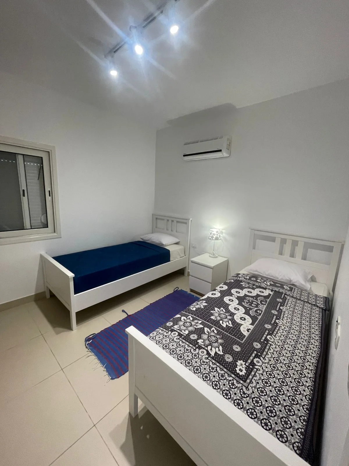 E06-F04 Beachtown 2 Bedroom + Maid's Room Apartment — photo 6