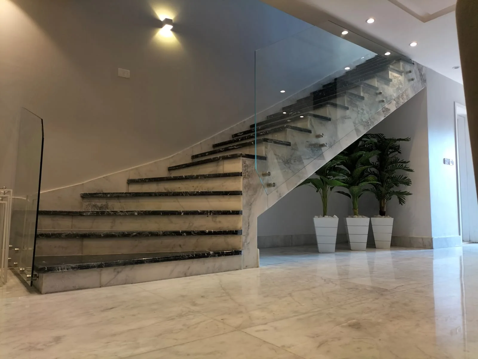 E25-F Residences 4 Bedroom + Maid's Room Chalet — photo 4