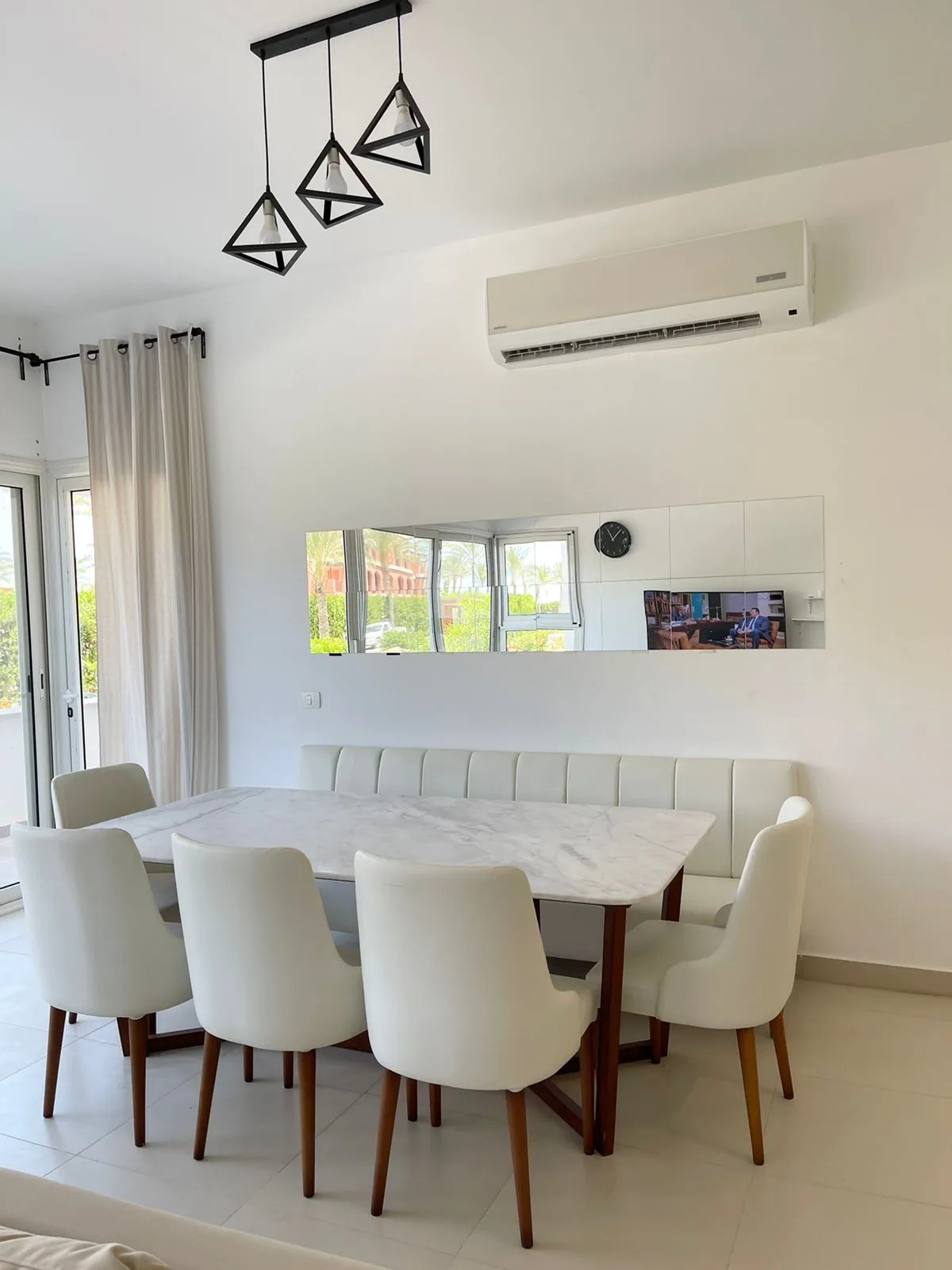 F02-G03 Beachtown 2 Bedroom + Maid's Room Apartment — photo 2