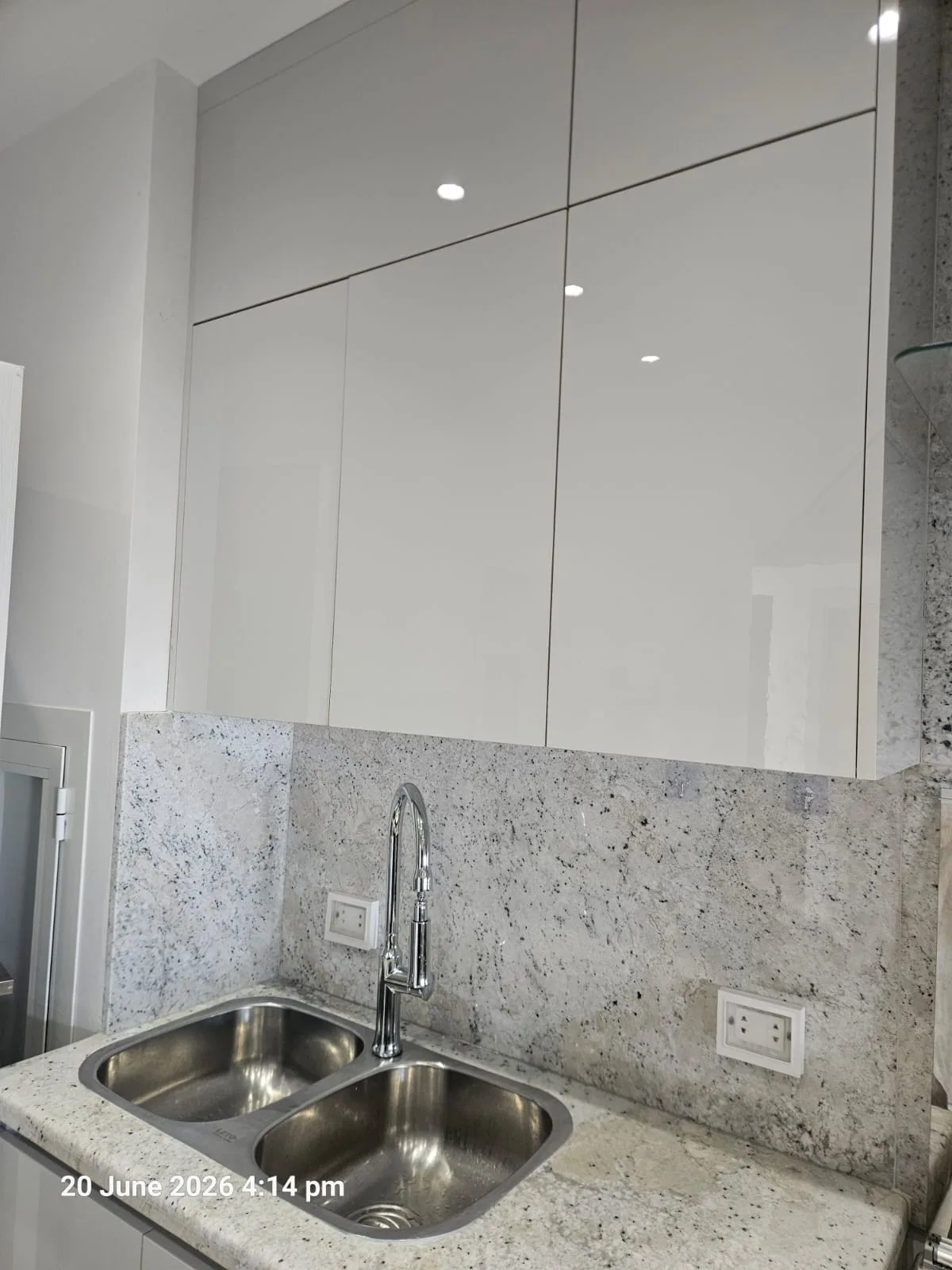 F15-F Residences 5 Bedroom + Maids Room Chalet with Pool — photo 4
